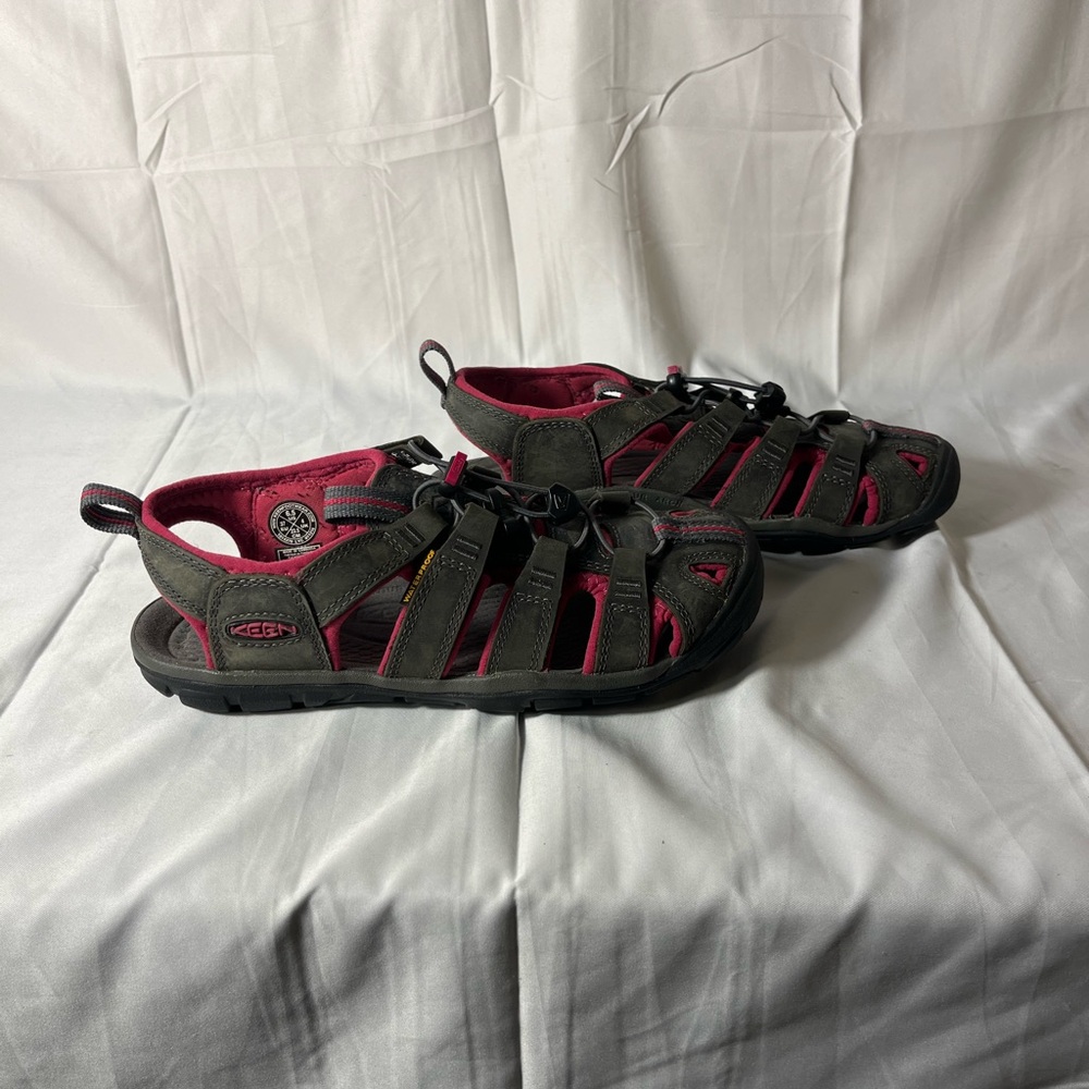 Keen Clearwater CNX Grey & Pink Sandals 6.5 - Picture 6 of 12